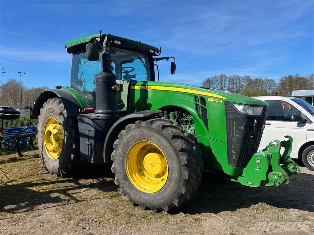 John Deere 8320 R Traktörler