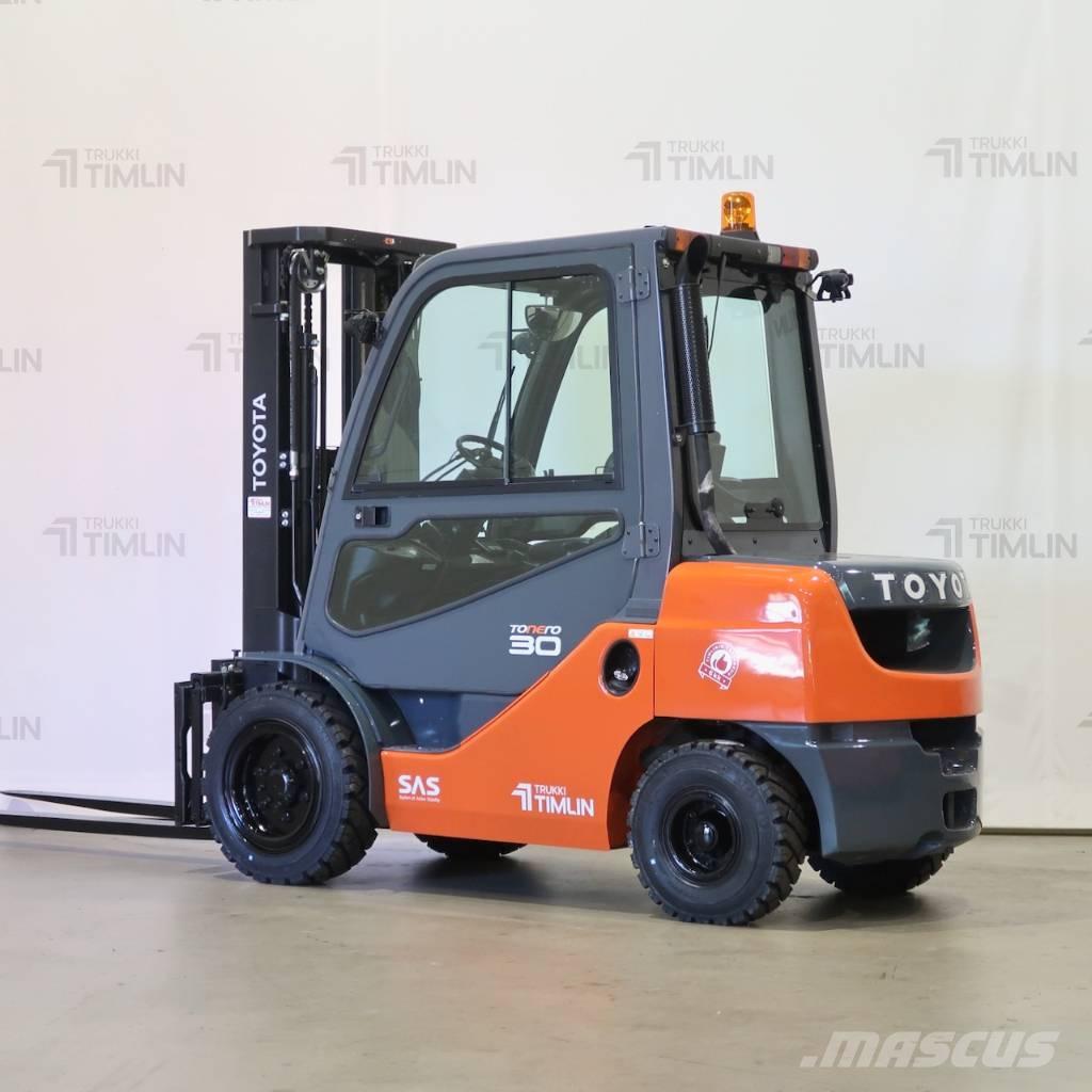 Toyota 02-8FDF30 Dizel forkliftler