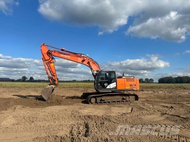 Hitachi ZX 210 LC-5B Paletli ekskavatörler