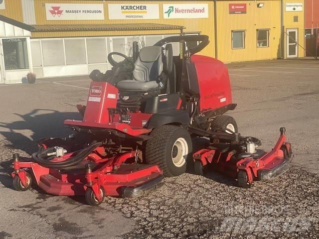 Toro 4000 Mobil çim biçme makineleri