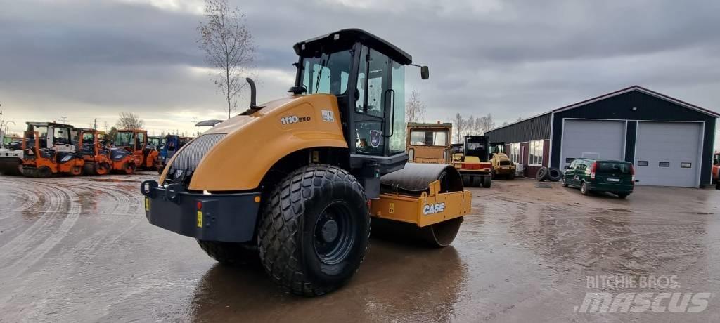 CASE 1110 EX-D Tek tamburlu silindirler