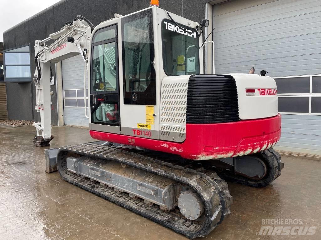 Takeuchi TB1140 Paletli ekskavatörler