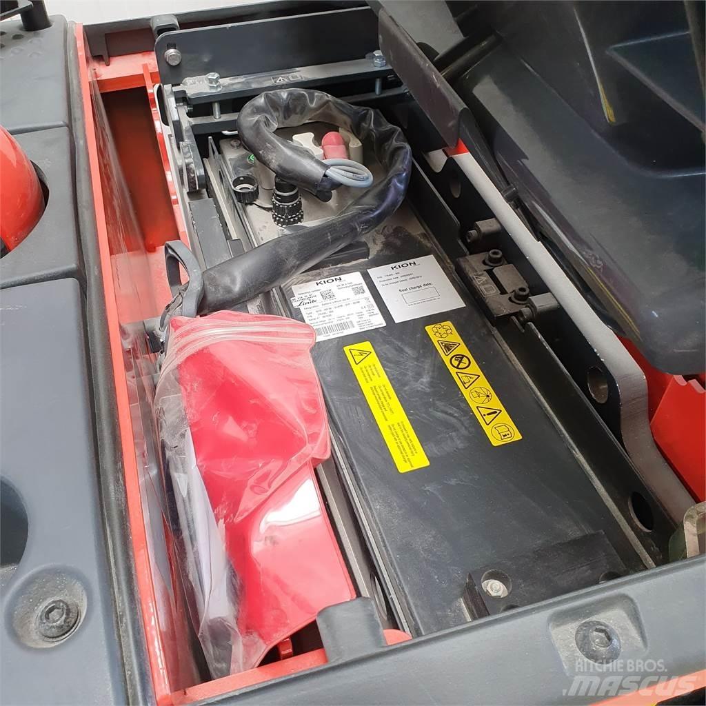 Linde D12AP Yaya kumandali istif makinasi