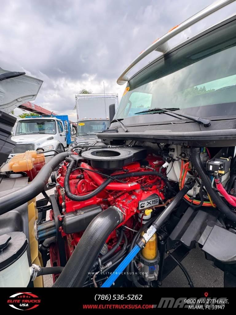 International LT Çekiciler