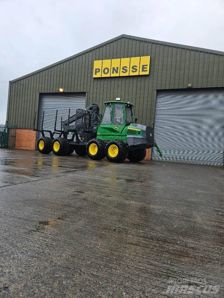 John Deere 1010 G Tomruk yükleyici traktörler