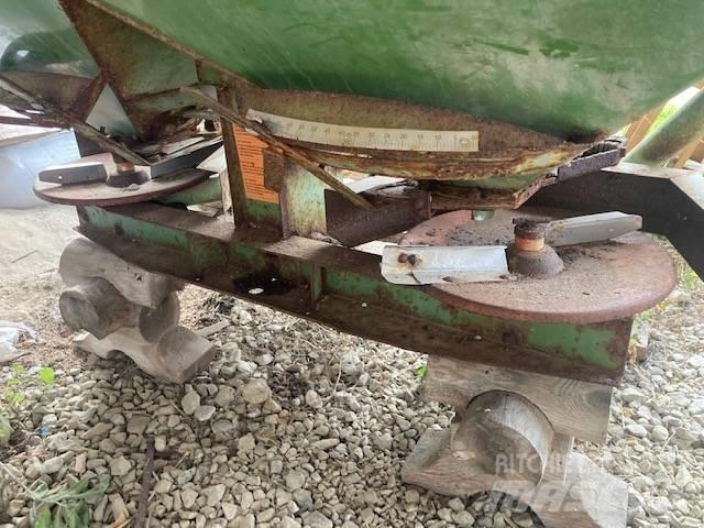 Amazone ZA-U 1500 Mineral gübre dagiticilar