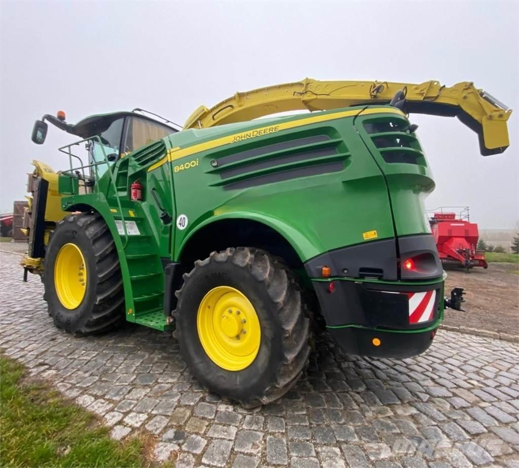 John Deere 8400i Kendi yürür silaj makinalari