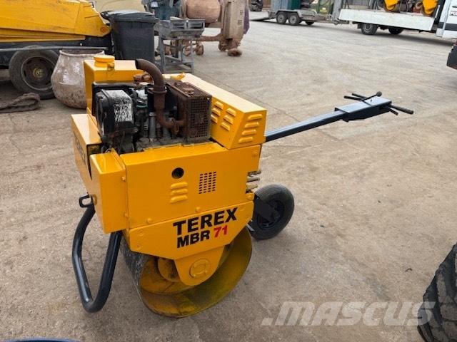 Terex MBR71 Tek tamburlu silindirler
