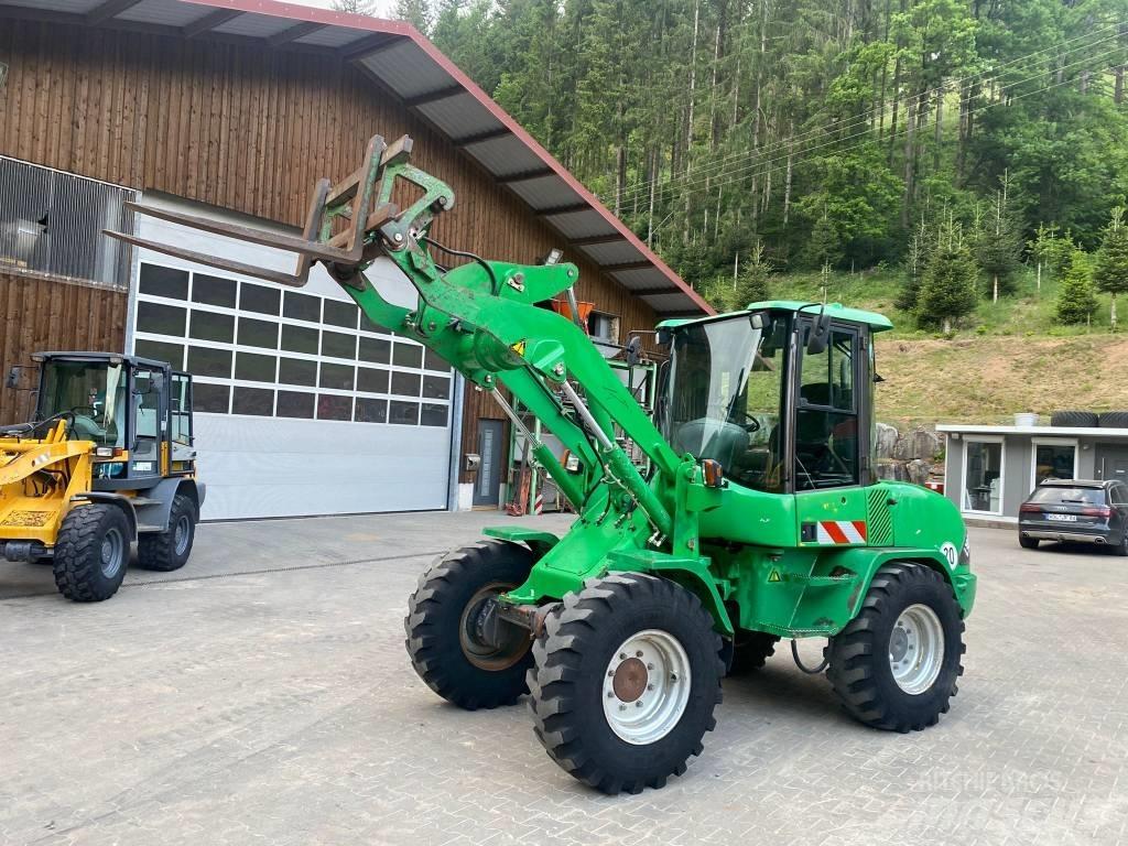 Volvo L 30 Tekerlekli yükleyiciler