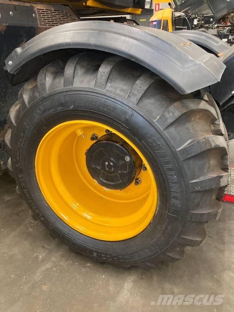 JCB Hydradig HD110W Lastik tekerli ekskavatörler