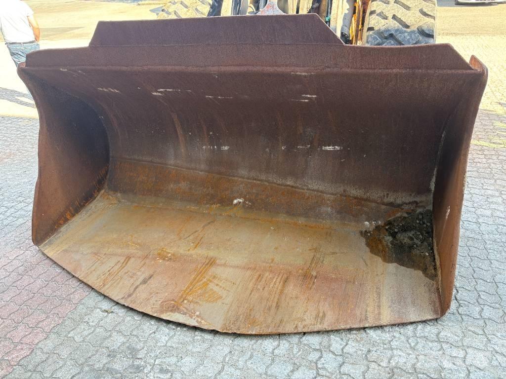 Volvo L110F Tekerlekli yükleyiciler