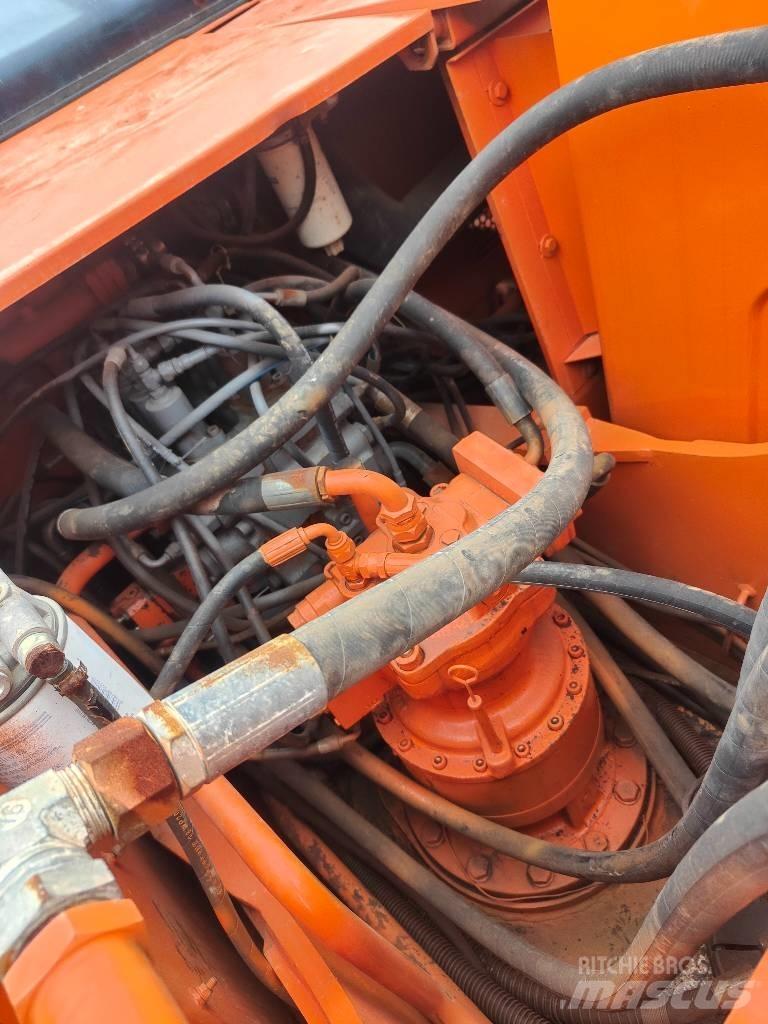 Doosan 220 LC-7 Paletli ekskavatörler