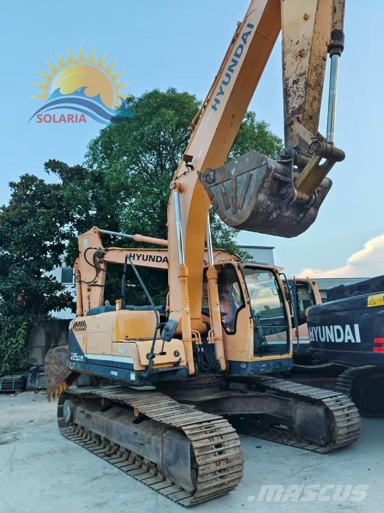Hyundai R225LC-9 Paletli ekskavatörler