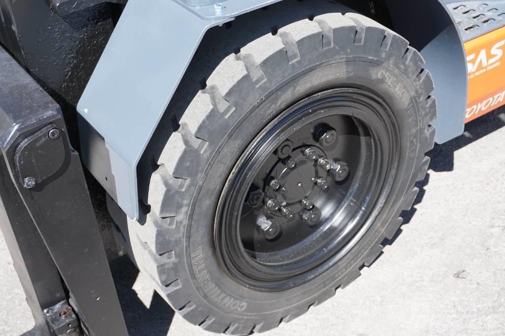 Toyota 52-8FDJF35 Dizel forkliftler