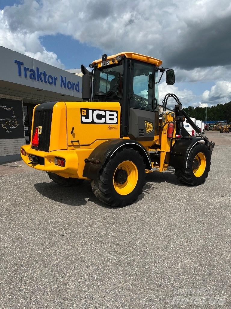 JCB 411 HT 6400 Tim Tekerlekli yükleyiciler