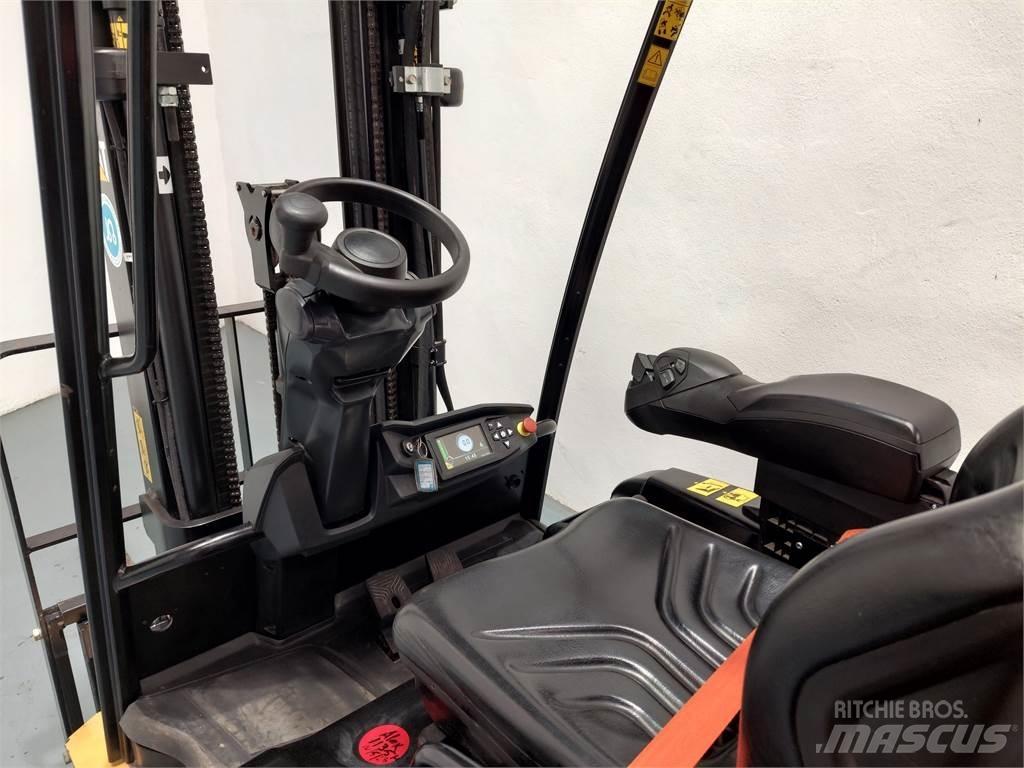 CAT EP16ACN Elektrikli forkliftler