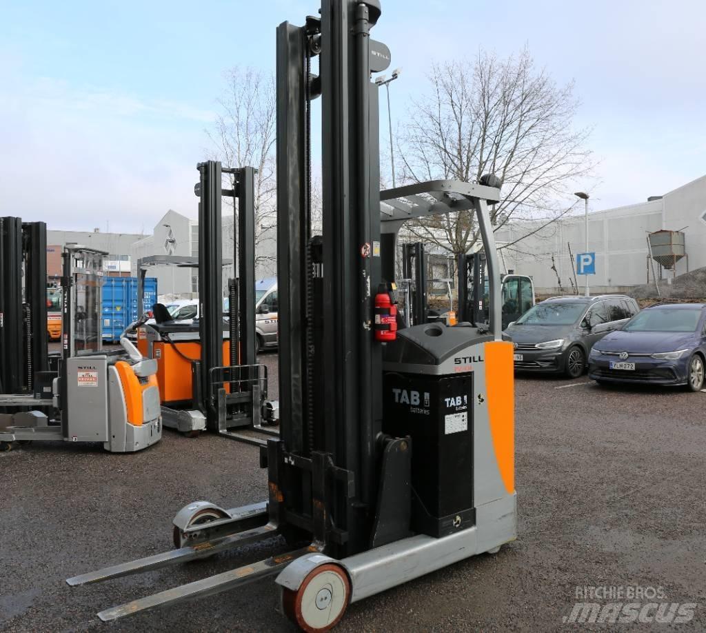 Still FMX14 Reach truck - depo içi istif araçları