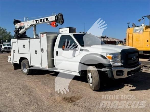 Ford F550 Diger