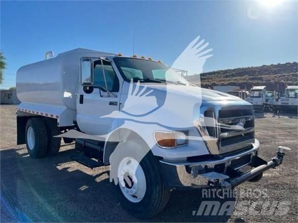 Ford F750 Tankerli kamyonlar