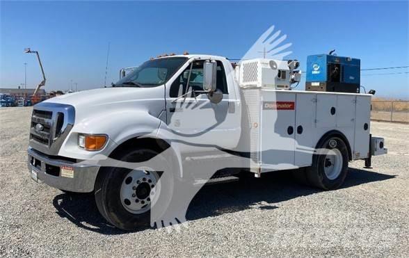 Ford F750 Diger