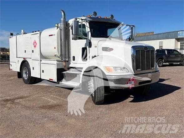 Peterbilt 337 Diger