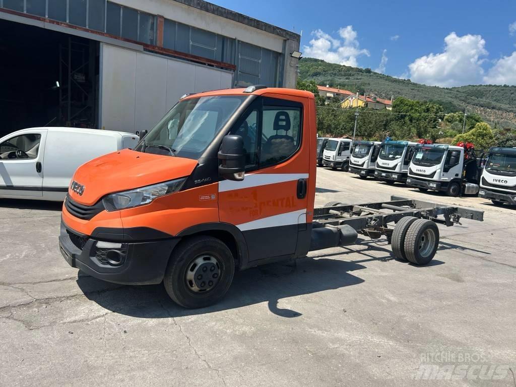 Iveco Daily 35-140 Araç tasiyicilar