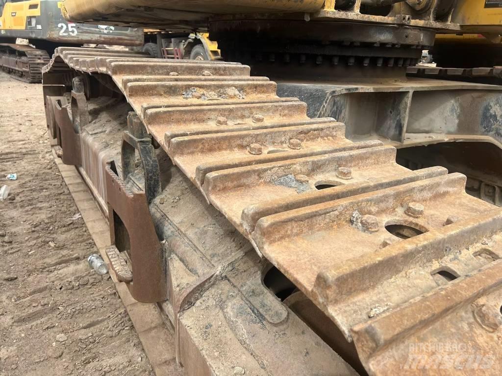 CAT 340 Paletli ekskavatörler