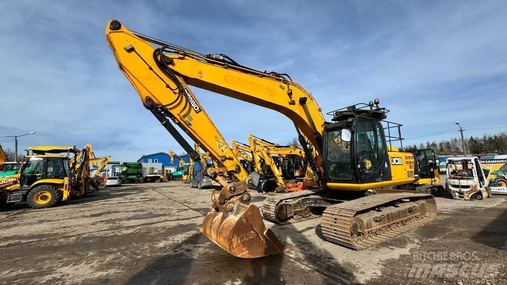 JCB JS 220 LC Paletli ekskavatörler