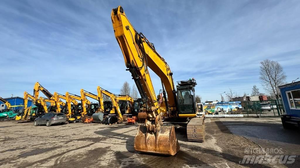 JCB JS 220 LC Paletli ekskavatörler