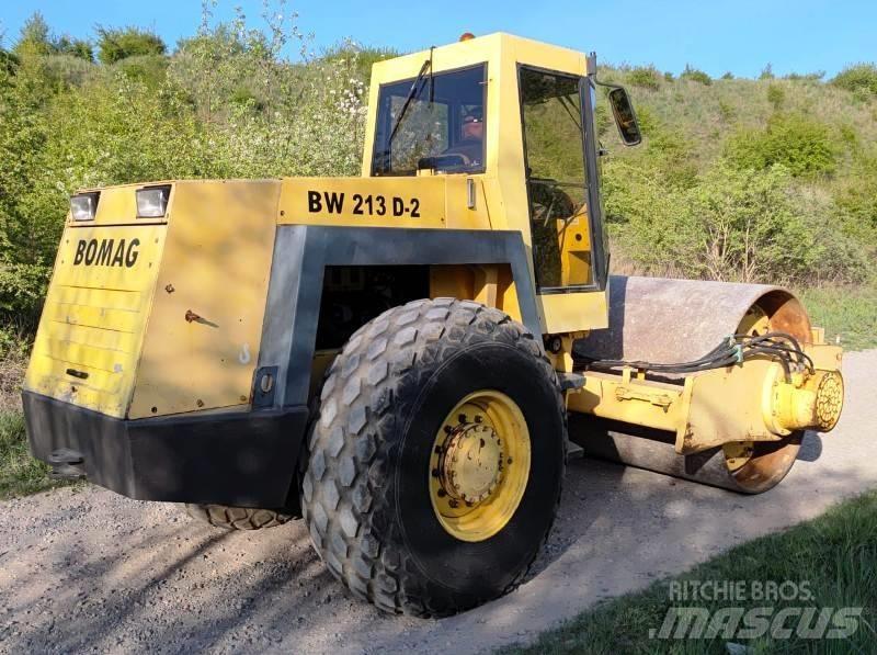 Bomag BW 213 Tek tamburlu silindirler