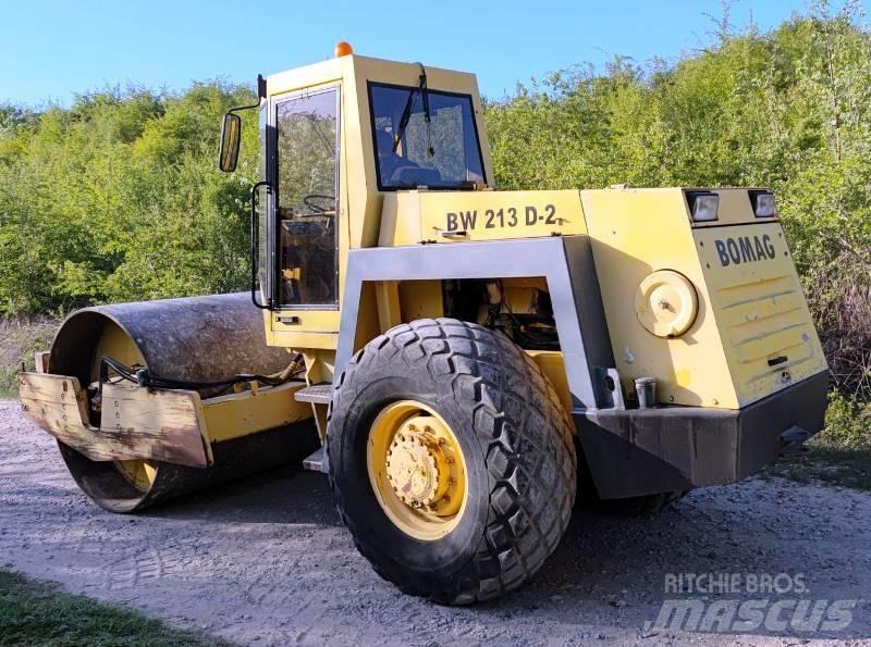 Bomag BW 213 Tek tamburlu silindirler