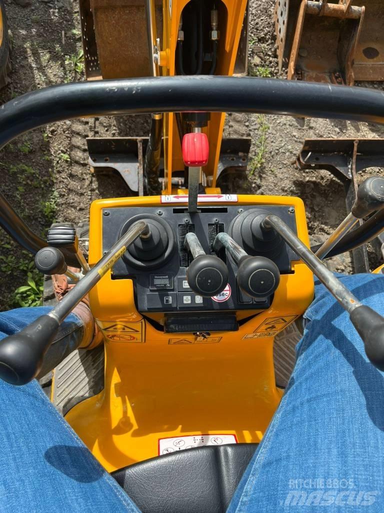 JCB 8008 CTS Mini ekskavatörler, 7 tona dek
