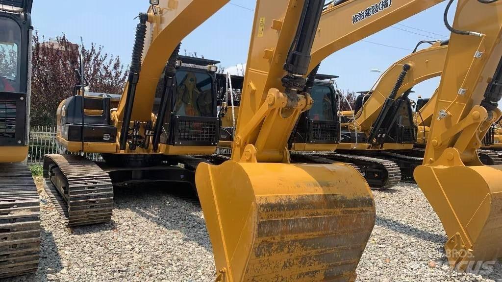 CAT 323 D L Paletli ekskavatörler