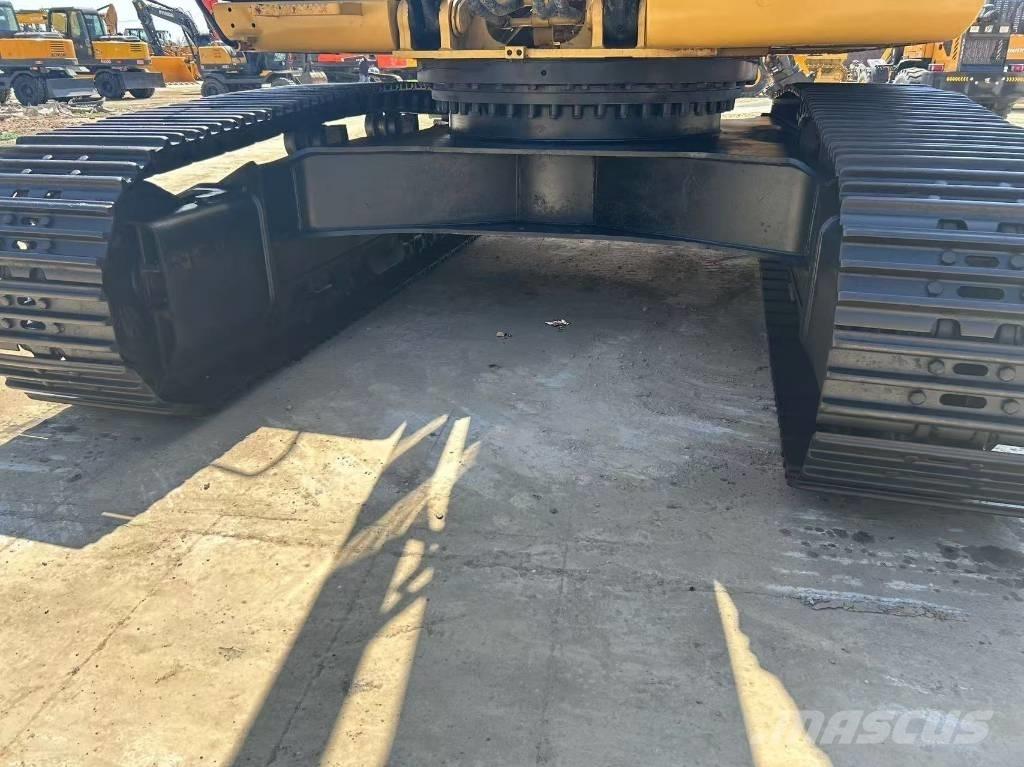 CAT 336 D Paletli ekskavatörler
