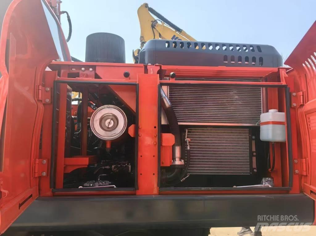 Doosan DX225LC-9C Paletli ekskavatörler