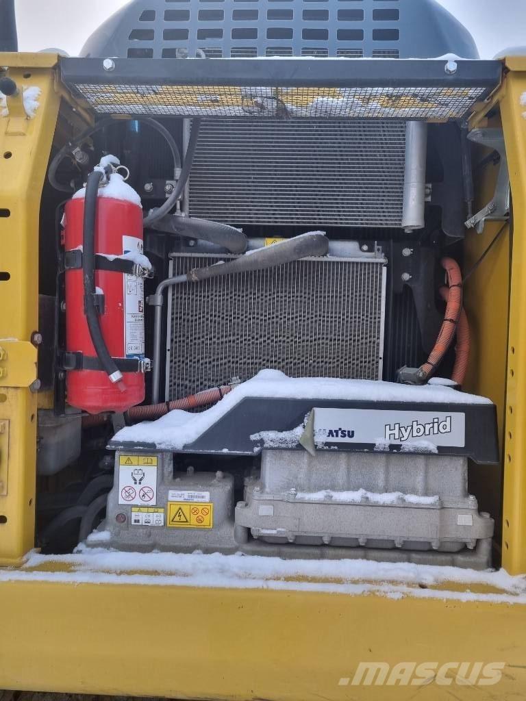 Komatsu HB 215 LC-2 Paletli ekskavatörler