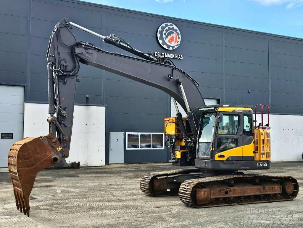 Volvo ECR 235 DL Paletli ekskavatörler