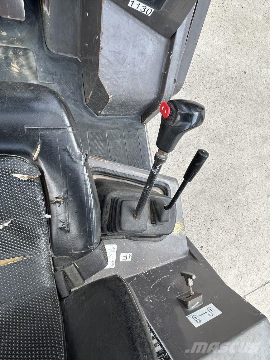 Manitou MH25-4 Arazi tipi forklift