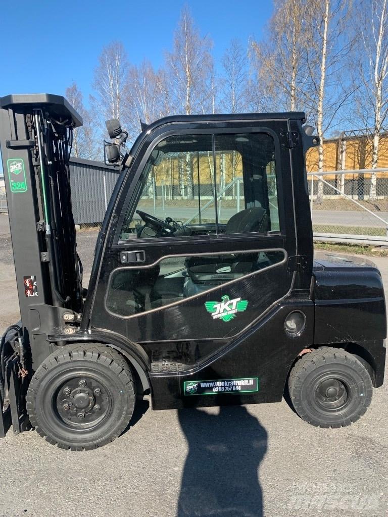 Toyota 02-8 FDF 30 Dizel forkliftler