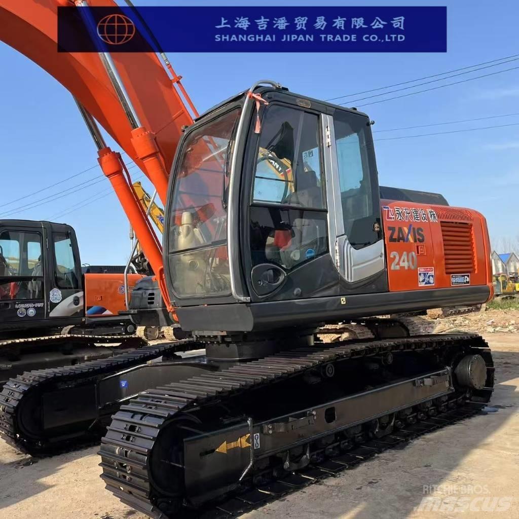 Hitachi ZX 240 Paletli ekskavatörler