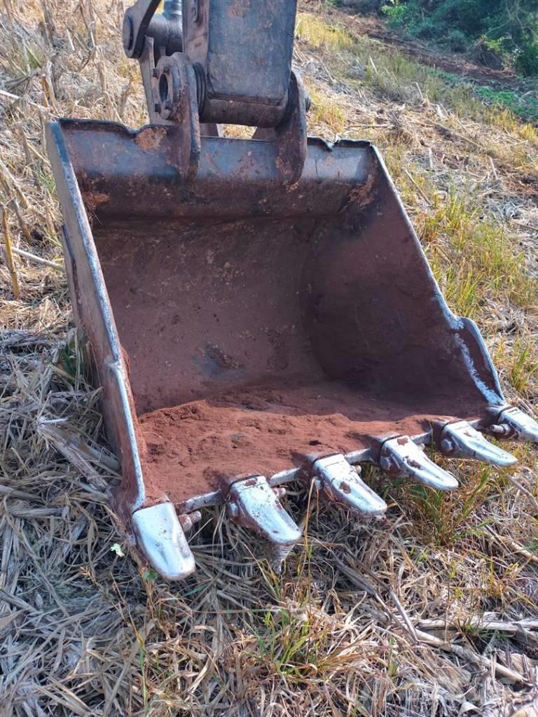 Volvo EC 200 D Paletli ekskavatörler