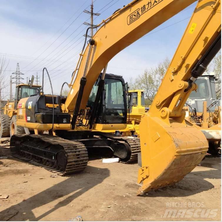 CAT 320D Paletli ekskavatörler