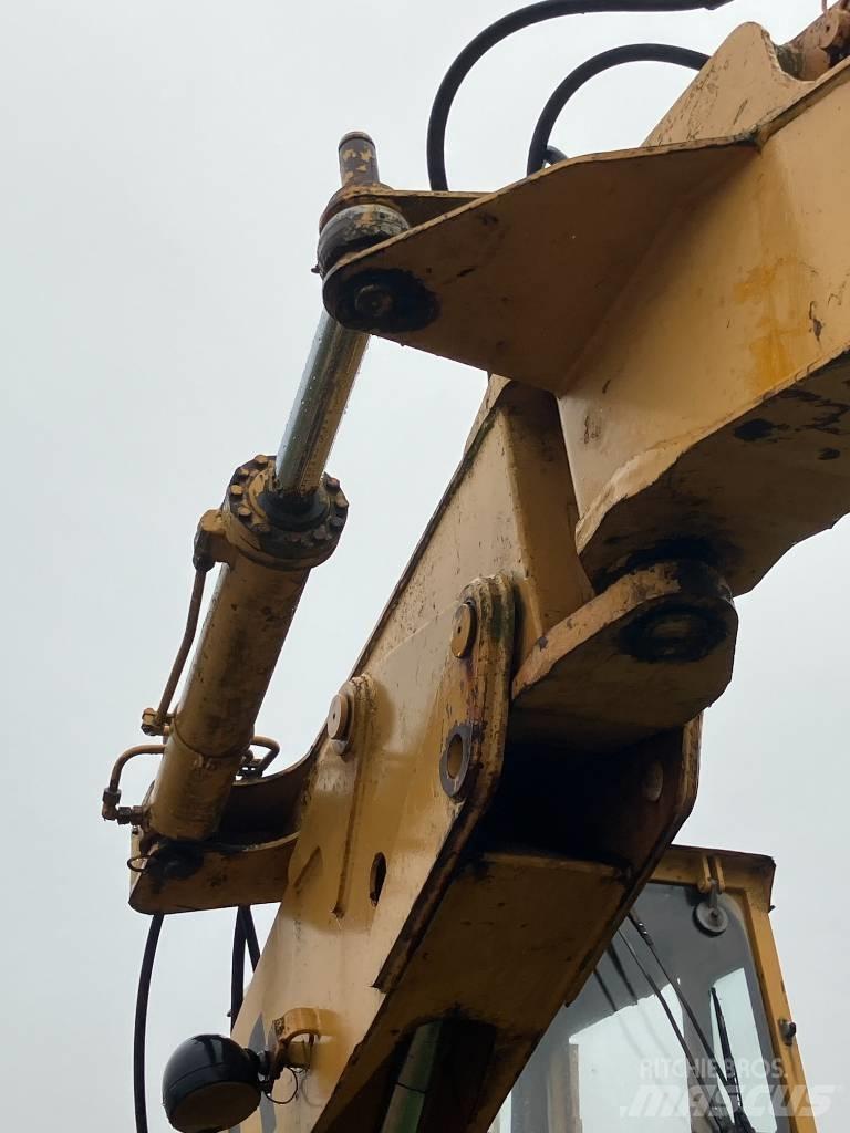 Liebherr A 901 C Lastik tekerli ekskavatörler