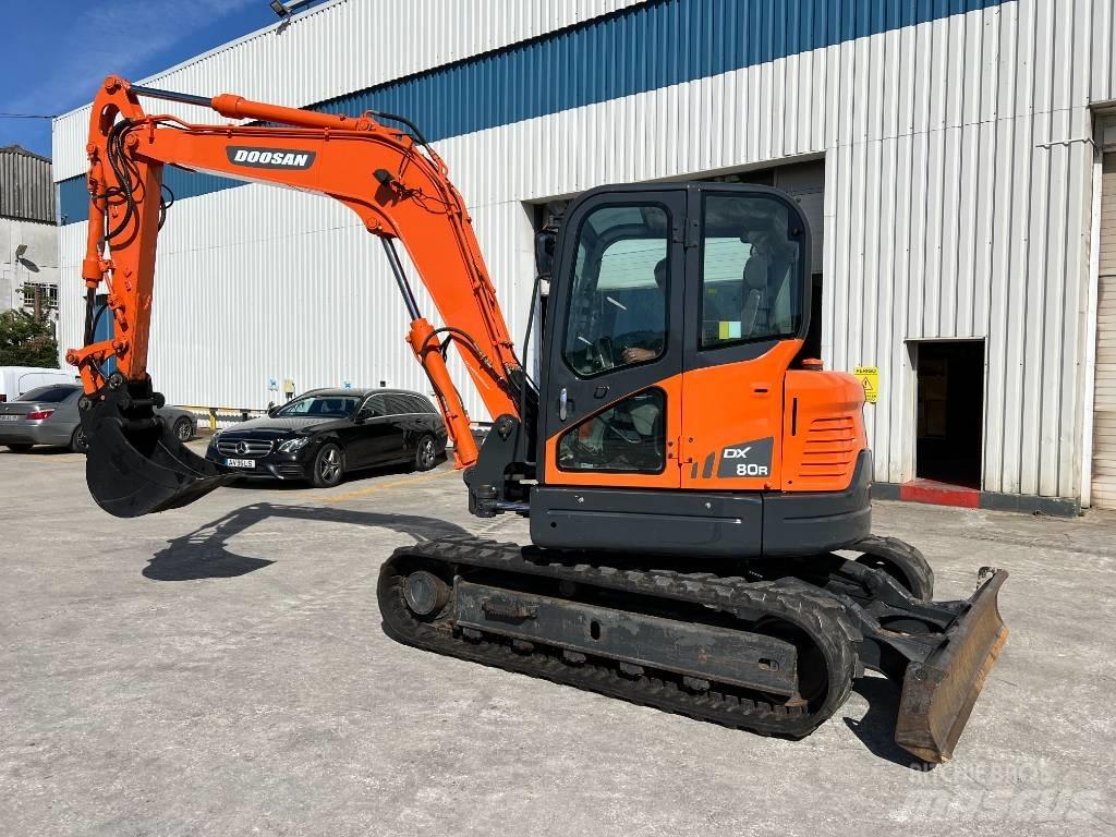 Doosan DX 80 R Midi ekskavatörler 7 - 12 t