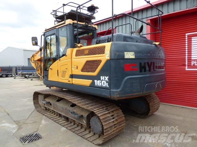 Hyundai HX160L Paletli ekskavatörler