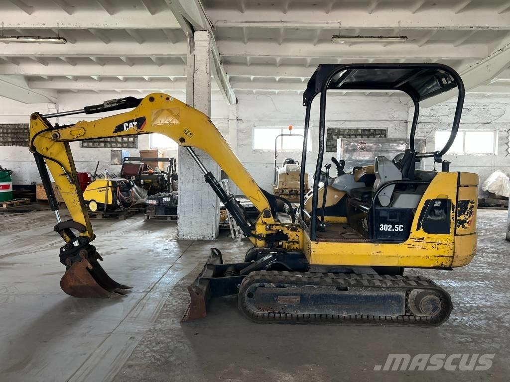 CAT 302.5 C Paletli ekskavatörler