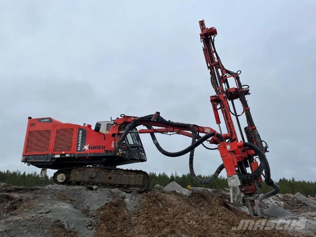 Sandvik DX800 Sondaj kuleleri