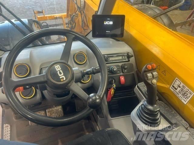JCB 532 Tarimsal teleskopik yükleyiciler