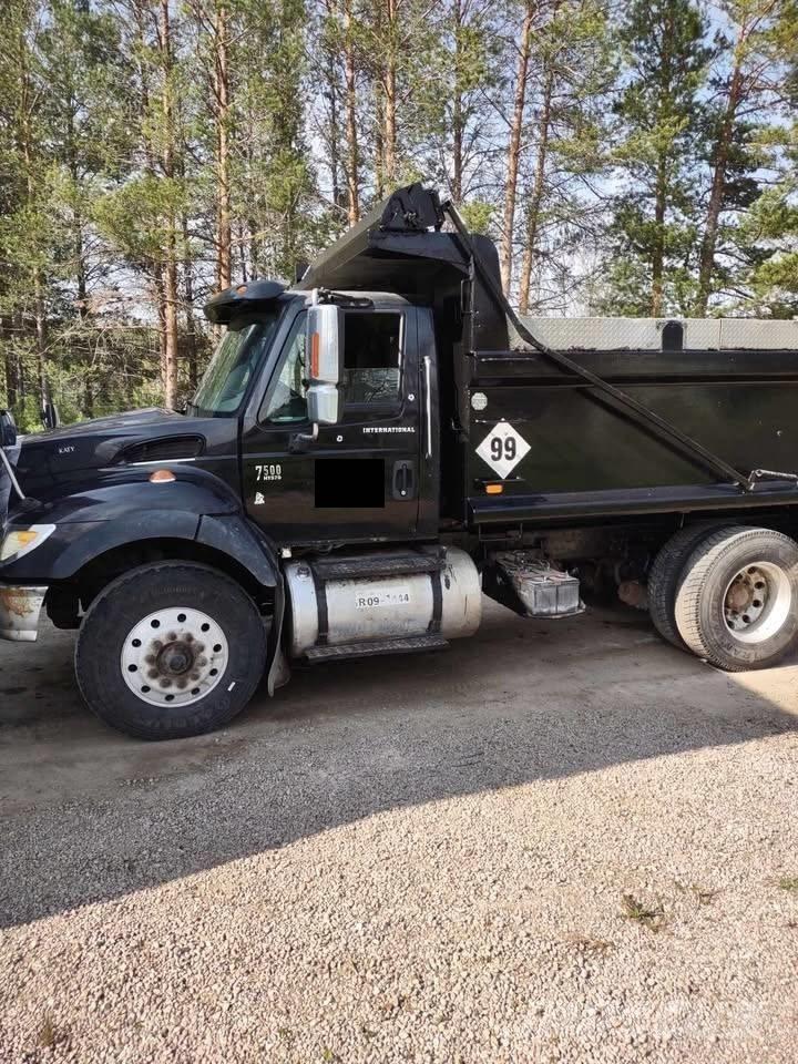 International 7500 Damperli kamyonlar