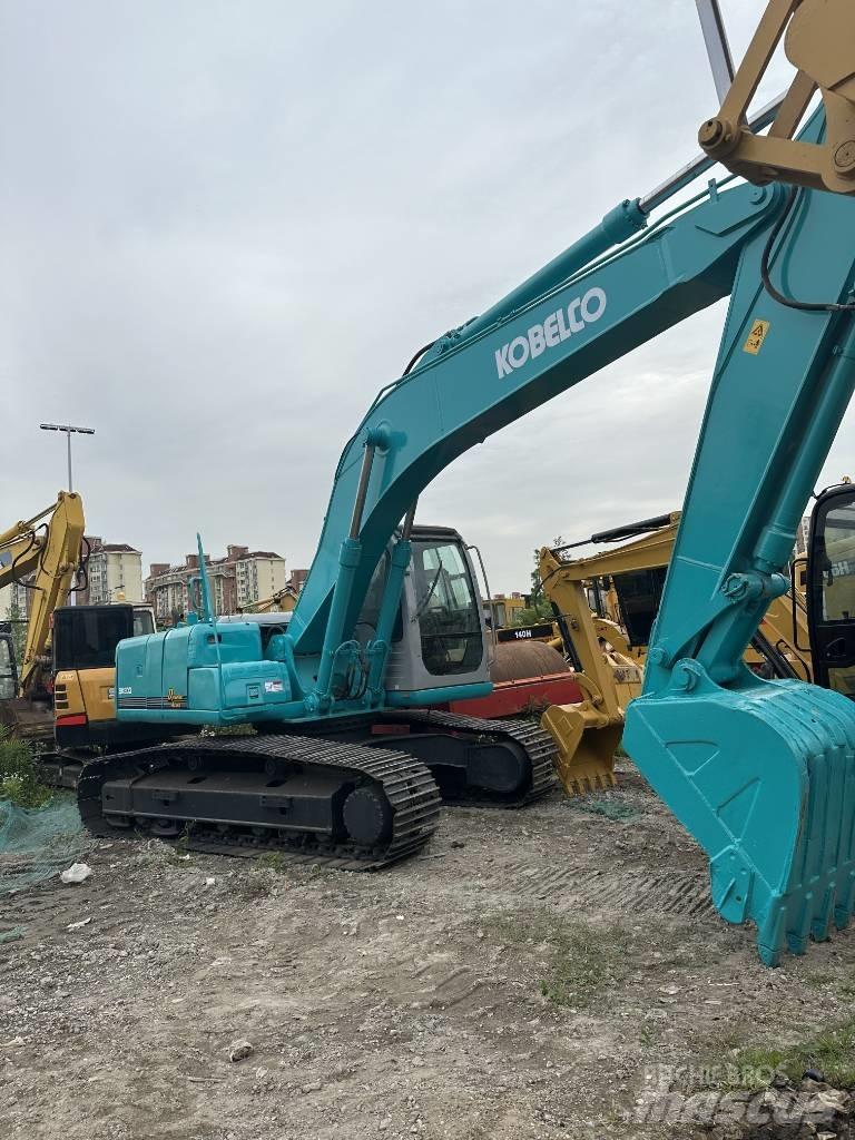 Kobelco SK 200 Paletli ekskavatörler
